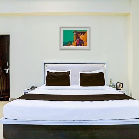 Super Hotel O Hyderabad Gate Iit Bhu Kakarmatha 外观 照片