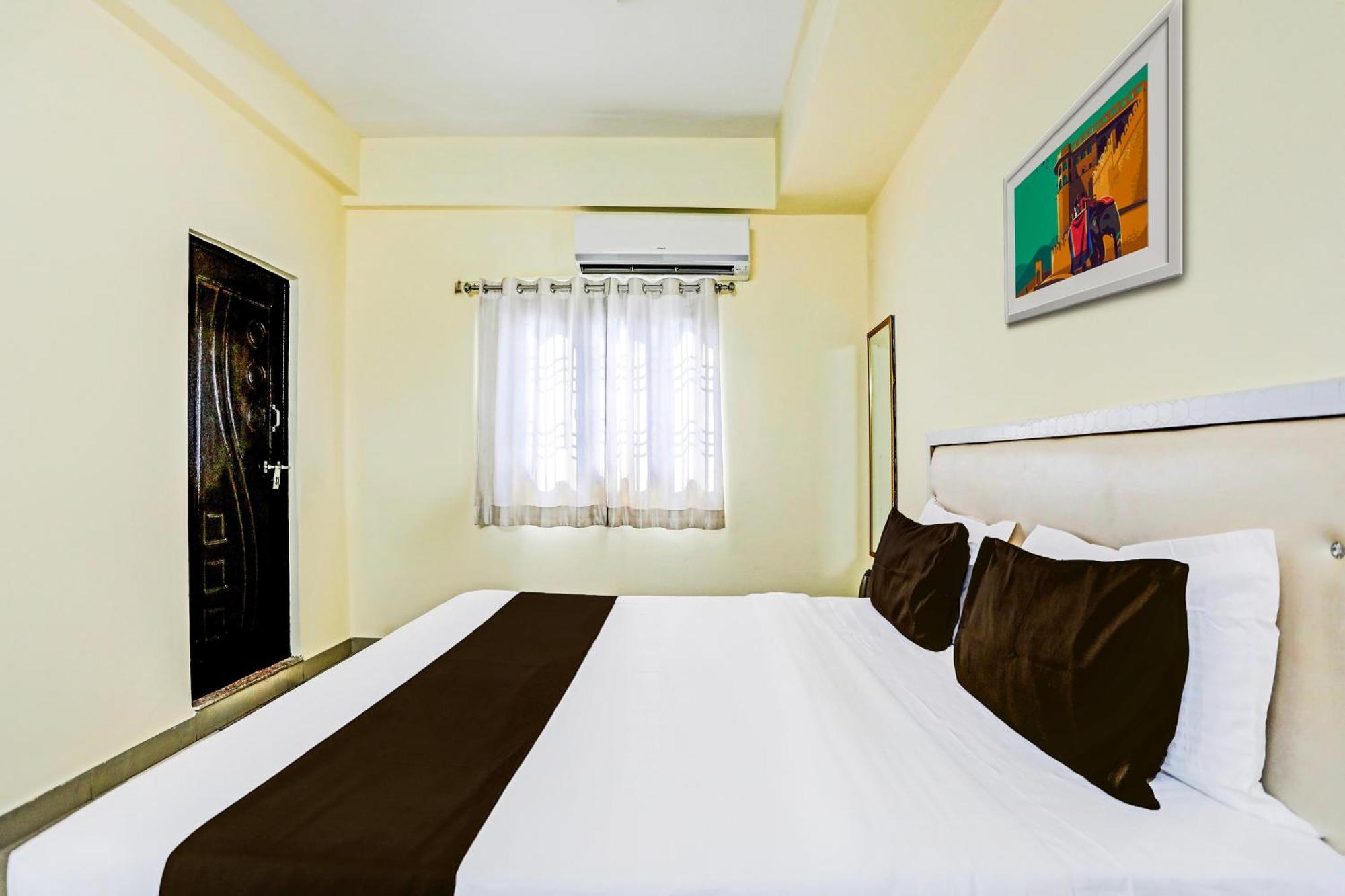 Super Hotel O Hyderabad Gate Iit Bhu Kakarmatha 外观 照片