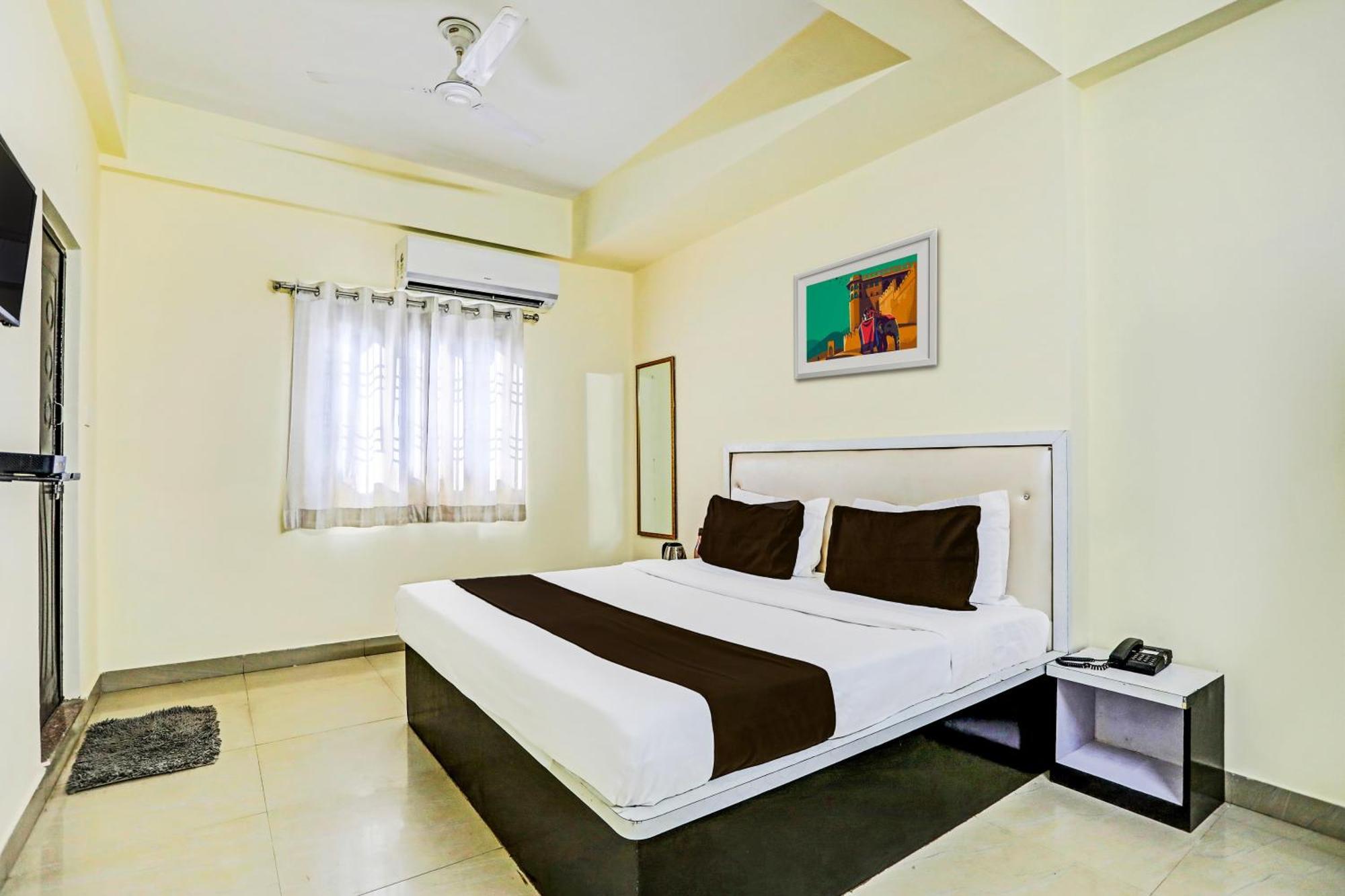 Super Hotel O Hyderabad Gate Iit Bhu Kakarmatha 外观 照片